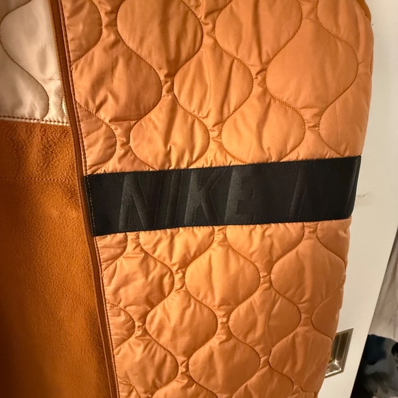 Nike Orange Running Vest - Picture 5 of 5